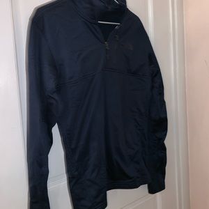 North face Sweater (Small In Men)